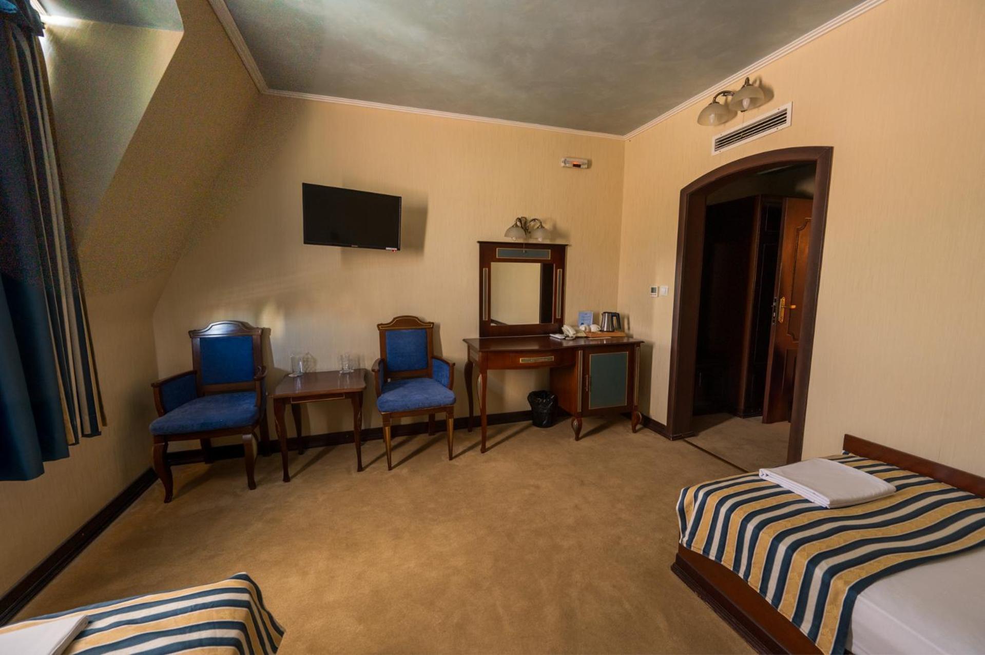 Family Hotel Lazur Кюстендил Екстер'єр фото