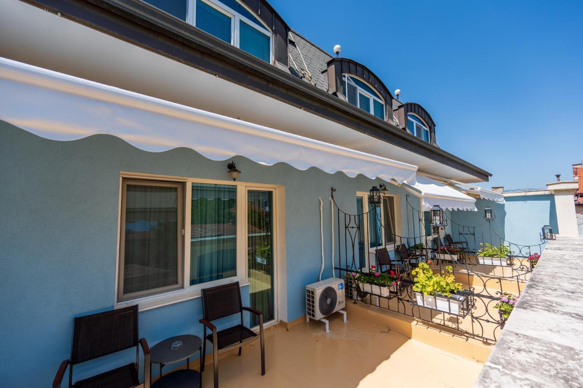 Family Hotel Lazur Кюстендил Екстер'єр фото
